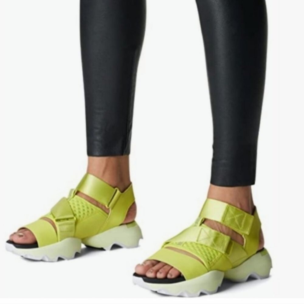 Sorel Kinetic Impact Yellow Outdoor Hiking Sandals